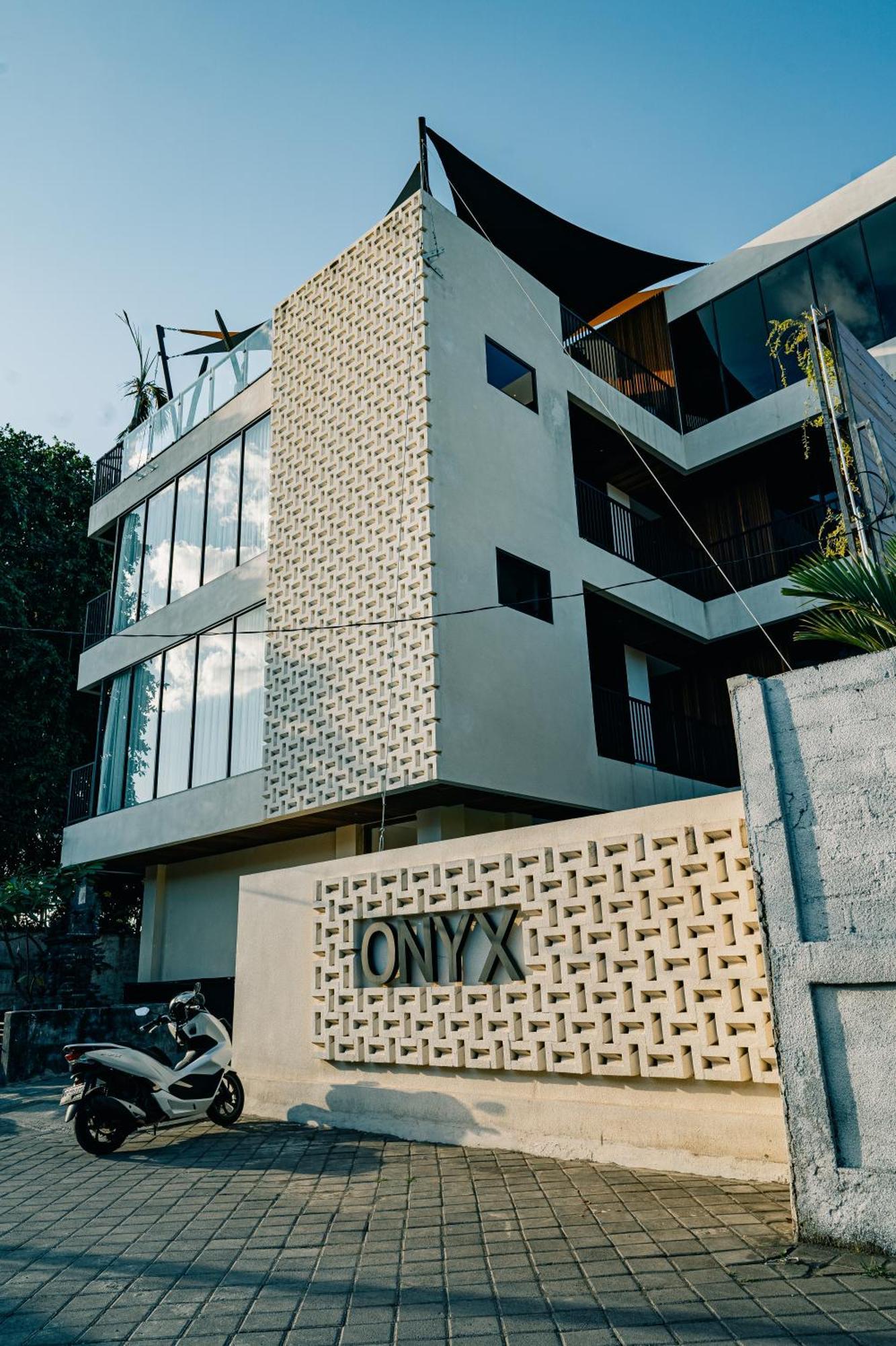 Onyx Beach Hotel Canggu  Ngoại thất bức ảnh